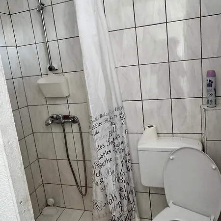 Apartment 8-bed *